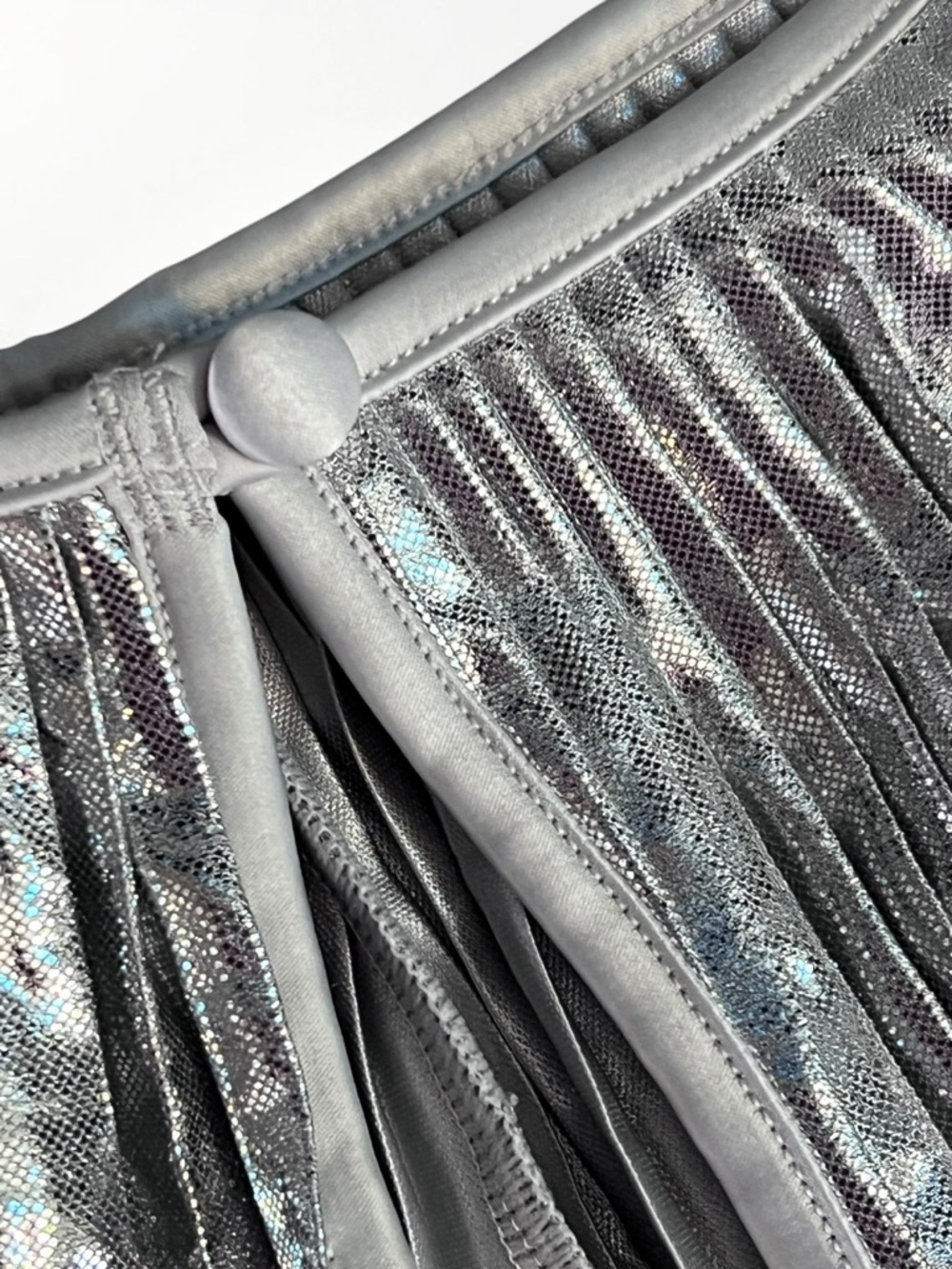 Savage X Fenty Silver Metallic PLEATED LAMÉ SHORT - Picture 11 of 13